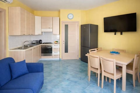 TV and multimedia, stove, kitchen