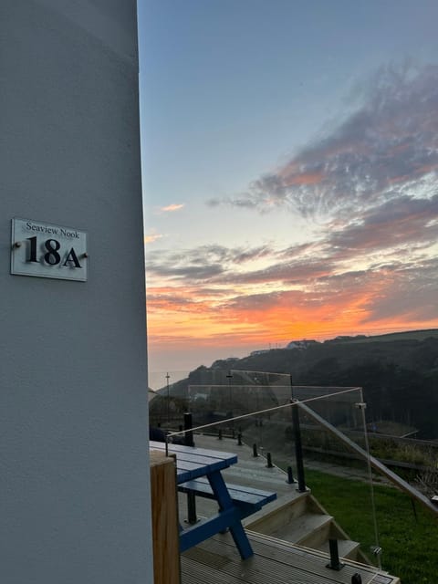 Sea View Nook House in England