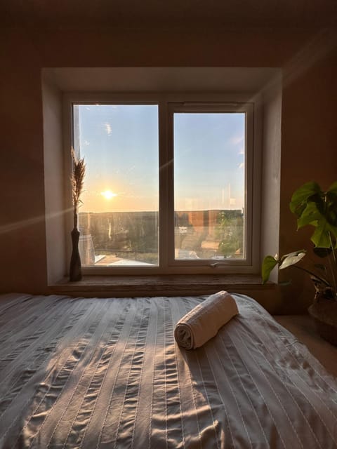 Sea View Nook House in England