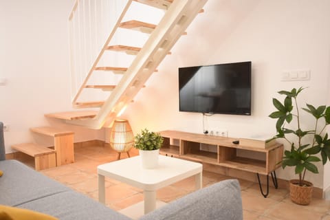 TV and multimedia, Seating area