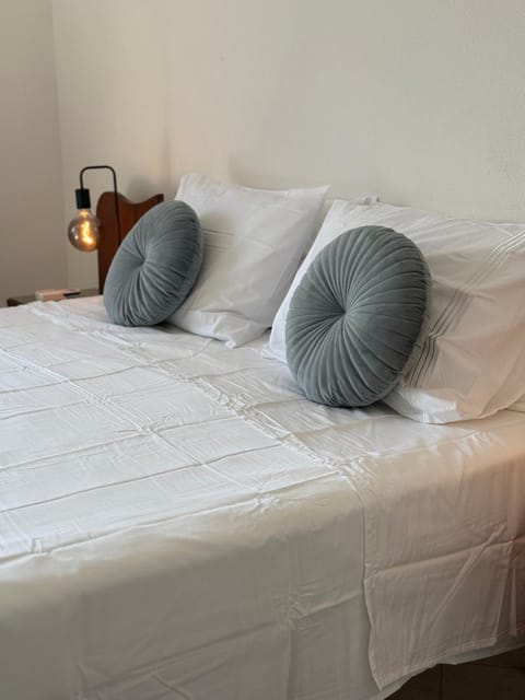 Lovely home 5 min walk to the beach, 3 bedrooms ample outdoor relax and WIFI Villa in Quartu Sant'Elena