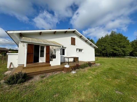 Property building, Garden, Garden view
