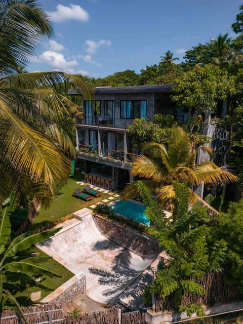 Property building, Day, Natural landscape, Garden, Garden view, Pool view, Swimming pool, Breakfast