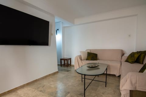 Living room, Seating area, air conditioner