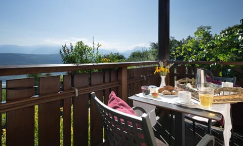 Spring, Summer, View (from property/room), Balcony/Terrace, Autumn, Breakfast, Sunrise, pet friendly, pet friendly