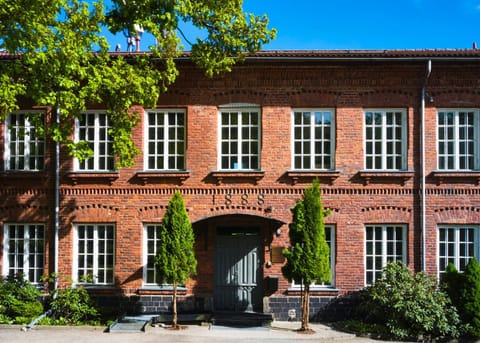 Property building, Facade/entrance