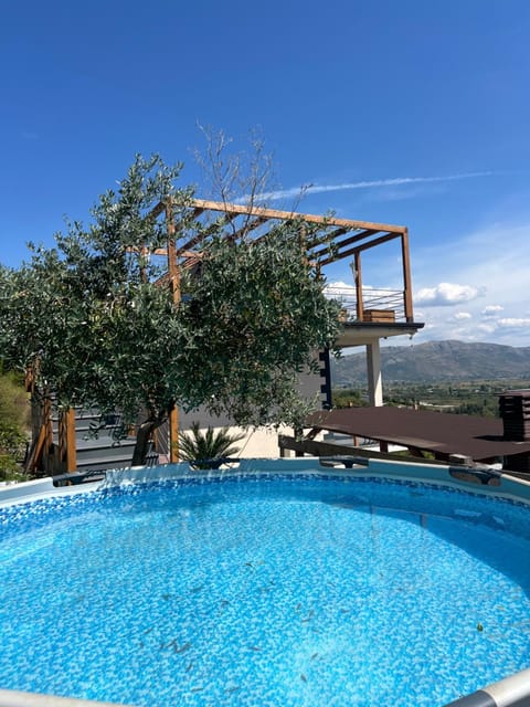 SunHill Villa Apartment in Montenegro