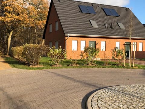 Property building, Street view