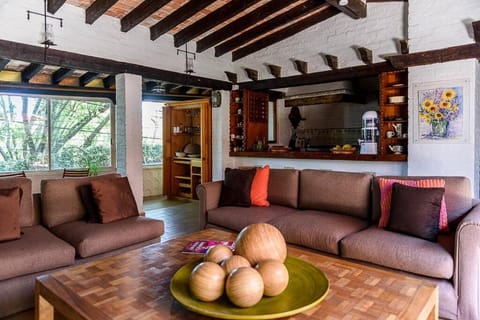 Cuarto Privado en Hostal Para 2 Personas Valle Apartment in Valle de Bravo