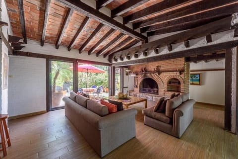 Cuarto Privado en Hostal Para 2 Personas Valle Apartment in Valle de Bravo