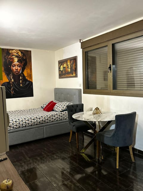 Studio Douillet à Neuilly-sur-Marne Apartment in Île-de-France