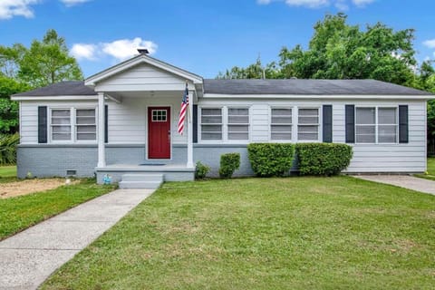 Centrally Located Midtown Cottage-HistoricDistrict House in Mobile