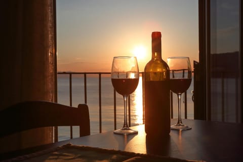 Natural landscape, Dining area, Sea view, Sunset