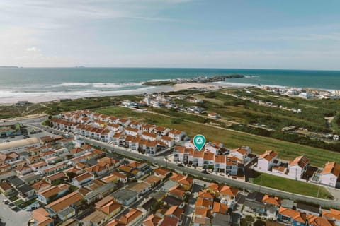 Nearby landmark, Natural landscape, Bird's eye view, Location