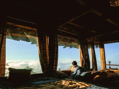 Balcony/Terrace, Photo of the whole room, Mountain view