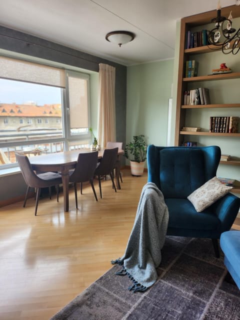 Library, Living room, Seating area, Dining area