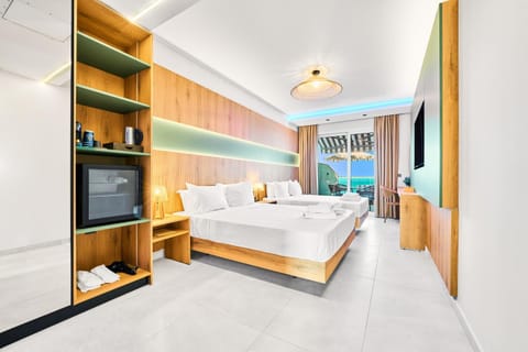 Bed, Photo of the whole room, towels, wardrobe