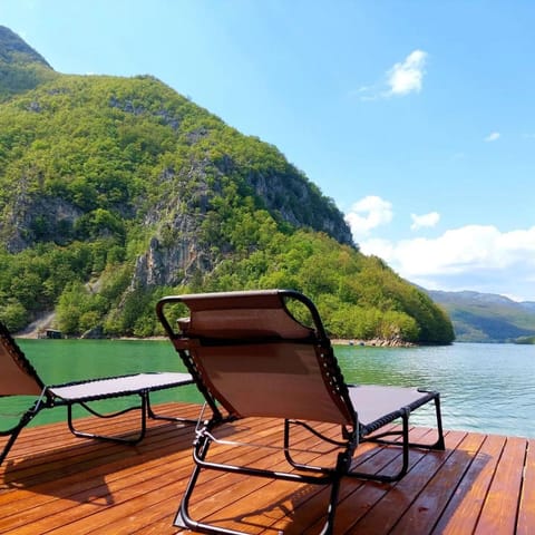 Floating apartments Apartment in Zlatibor District, Serbia