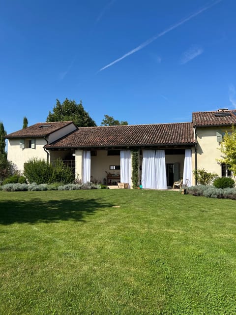 Property building, Spring, Garden view