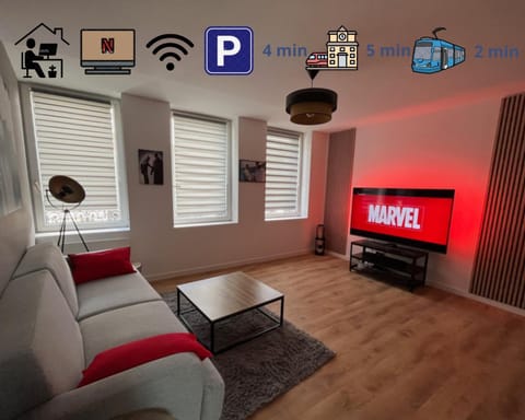 Communal lounge/ TV room