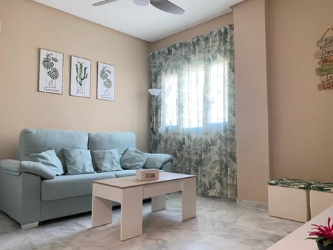 Living room, Seating area, fireplace