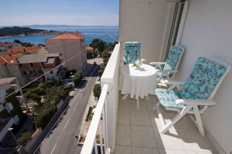 Day, View (from property/room), Balcony/Terrace, Seating area, Sea view