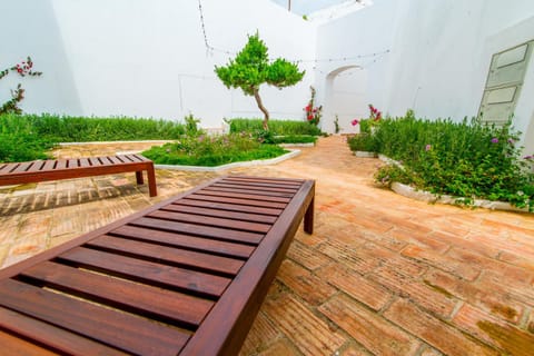 Patio, Day, Garden, Garden view