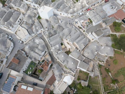 Trullibellula House in Province of Taranto