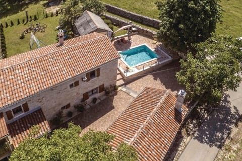 Property building, Day, Garden, Garden view, Pool view, Swimming pool, sunbed