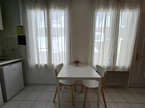 Appartement spacieux 28m2 avec chambre séparée Apartment in Issy-les-Moulineaux