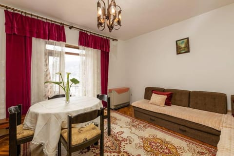 Apartman BISER - Igalo centar Apartment in Dubrovnik-Neretva County