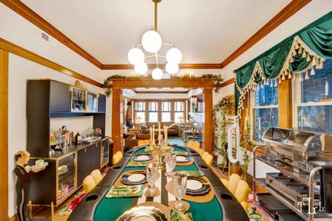 Dining area, Meals, Dinner, Dinner, oven