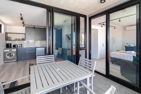 Cosy 1 Bed in Sea Point The Ivory Apartment in Sea Point