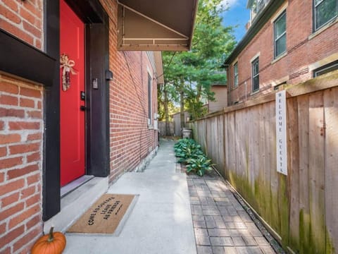 Pet-Friendly German Village Haus Wifi Walkable House in German Village