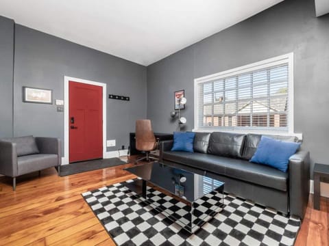 Pet-Friendly German Village Haus Wifi Walkable House in German Village