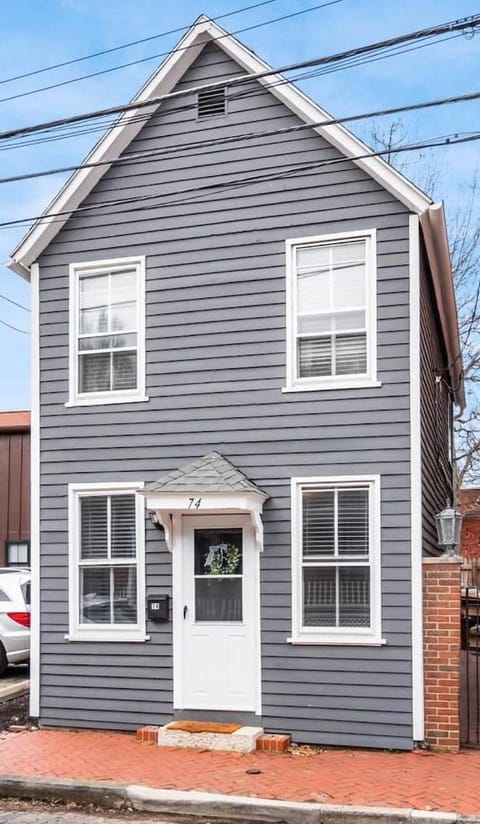 Blenkner Bungalowgvillagepetsok House in German Village