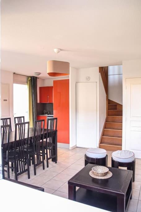 T3 dans résidence avec piscine Apartment in Six-Fours-les-Plages