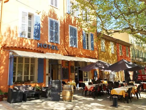 Property building, Street view