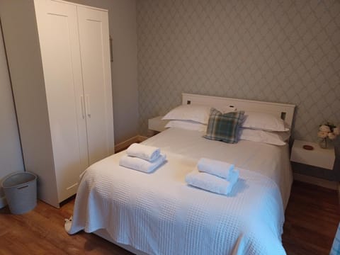 52 Trafalgar Road House in Scarborough