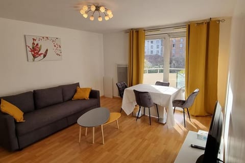 Cosy Rent Strasbourg Garage Wifi Terrasse Dream Host Romain Apartment in Strasbourg