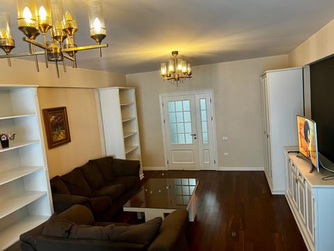 TV and multimedia, Seating area, wardrobe
