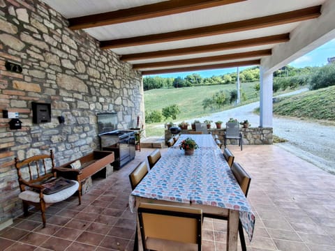 Casa Vitiolo House in Marche