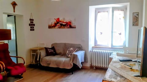 Casa Vitiolo House in Marche