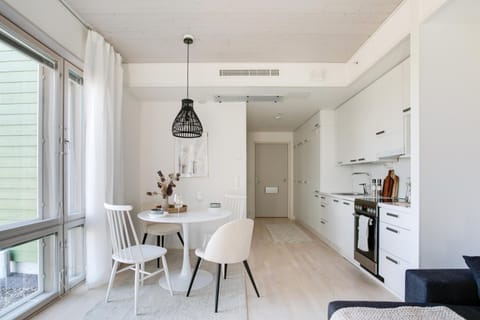 Living room, Dining area, minibar, pet friendly, stove, kitchen