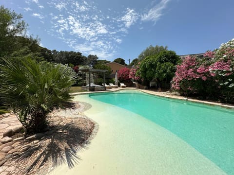 Luxueuse Villa, Hyper centre PORT de PORTO VECCHIO Villa in Porto-Vecchio