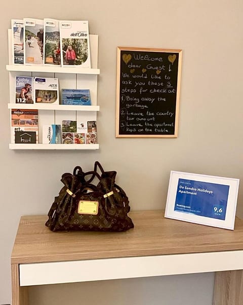 Da Sandro Holidays Apartment Apartment in Arco