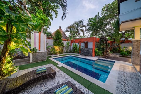 Property building, Pool view, Swimming pool, sunbed