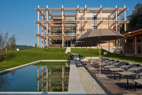 Property building, Swimming pool