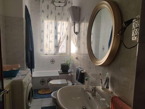 Alghero, ottimo appartamento a 100 m. dal mare Apartment in Alghero