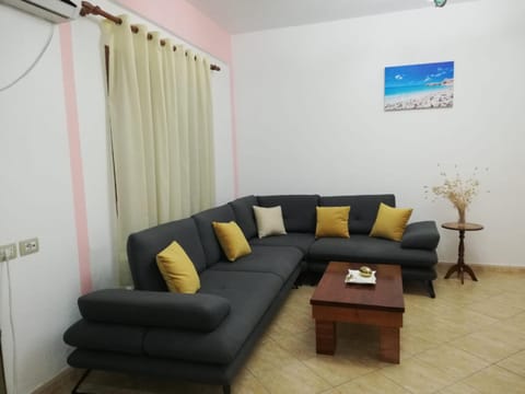 Kristel Holiday Apartment Apartment in Vlorë